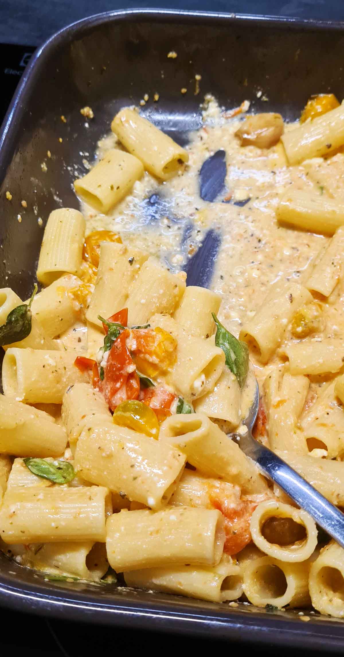 creamy roasted tomatoes and feta cheese pasta