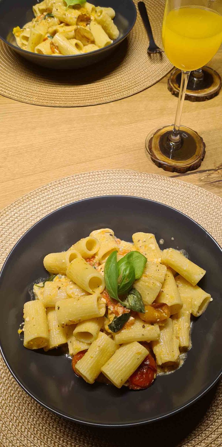 Roasted Tomatoes and Feta Cheese Pasta