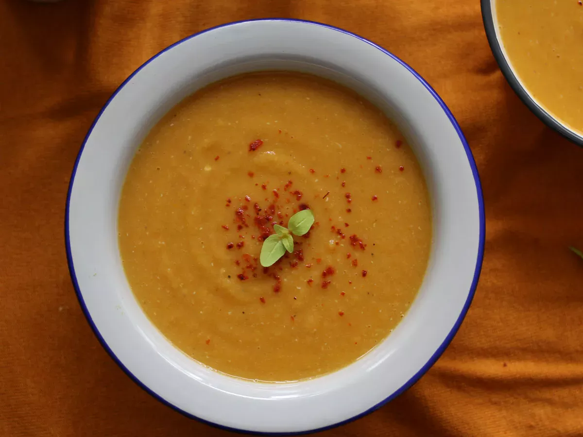 Cream of vegetables soup