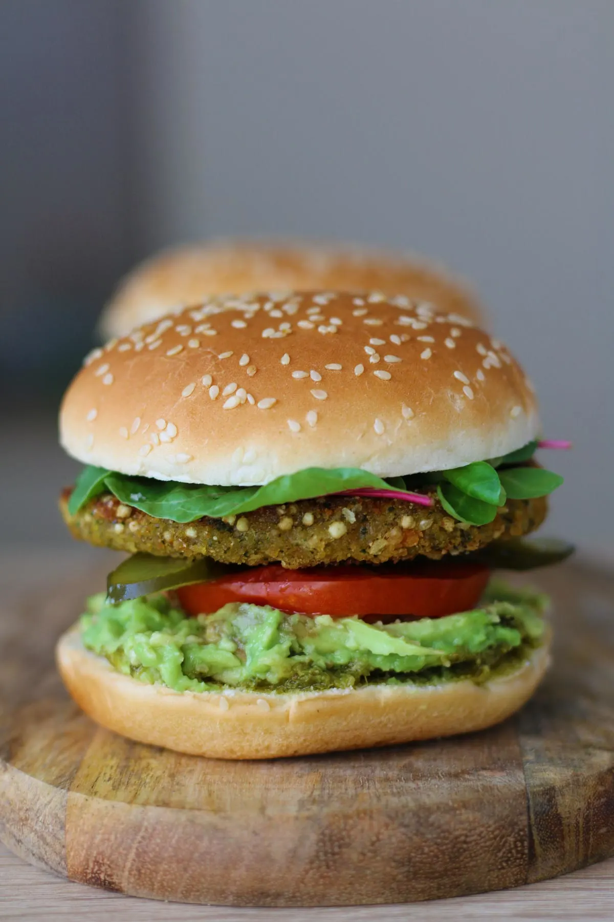 burger cu broccoli si quinoa reteta