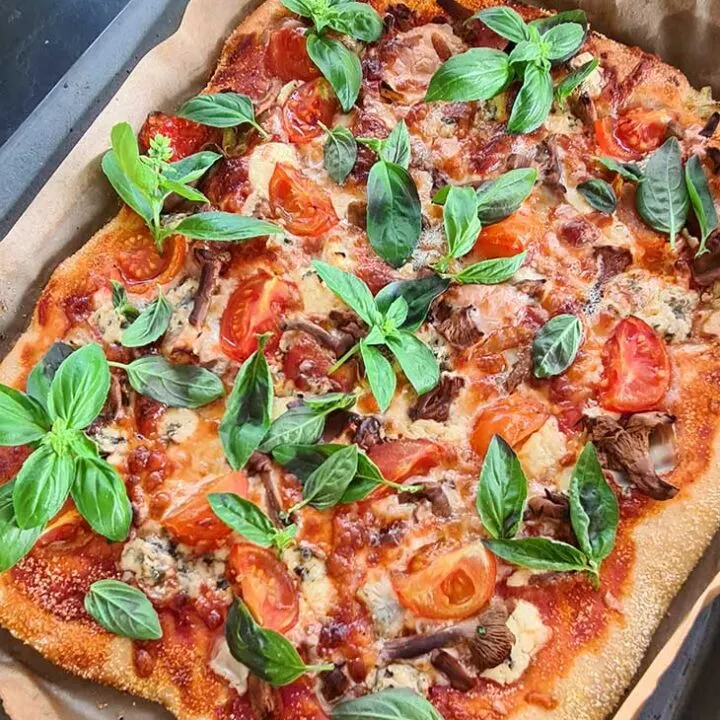 Artichoke mushroom homemade pizza