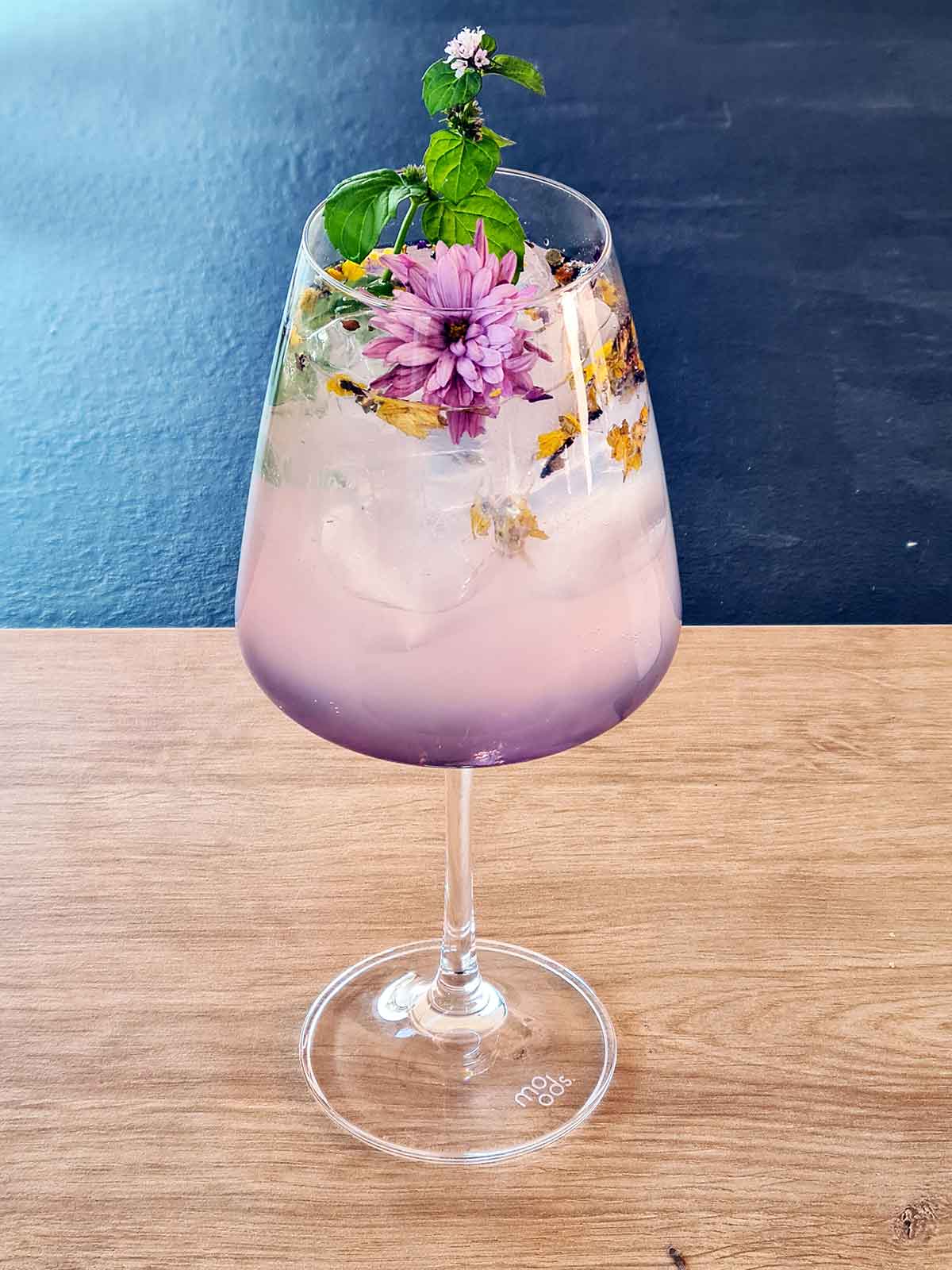 floral gin lemonade cocktail
