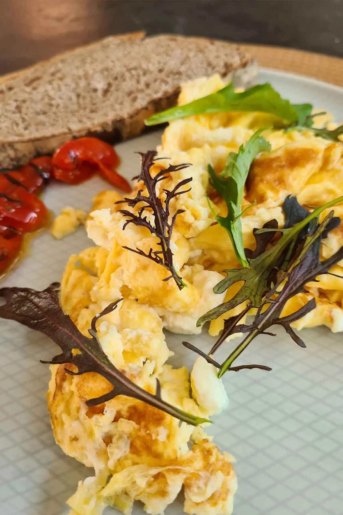 goat cheese scrambled eggs