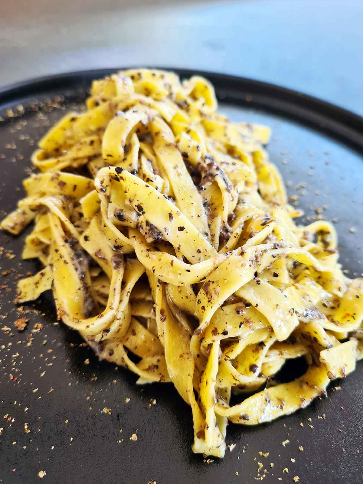 Truffle Pasta with Homemade Truffle Mushroom Pesto recipe paste cu trufe