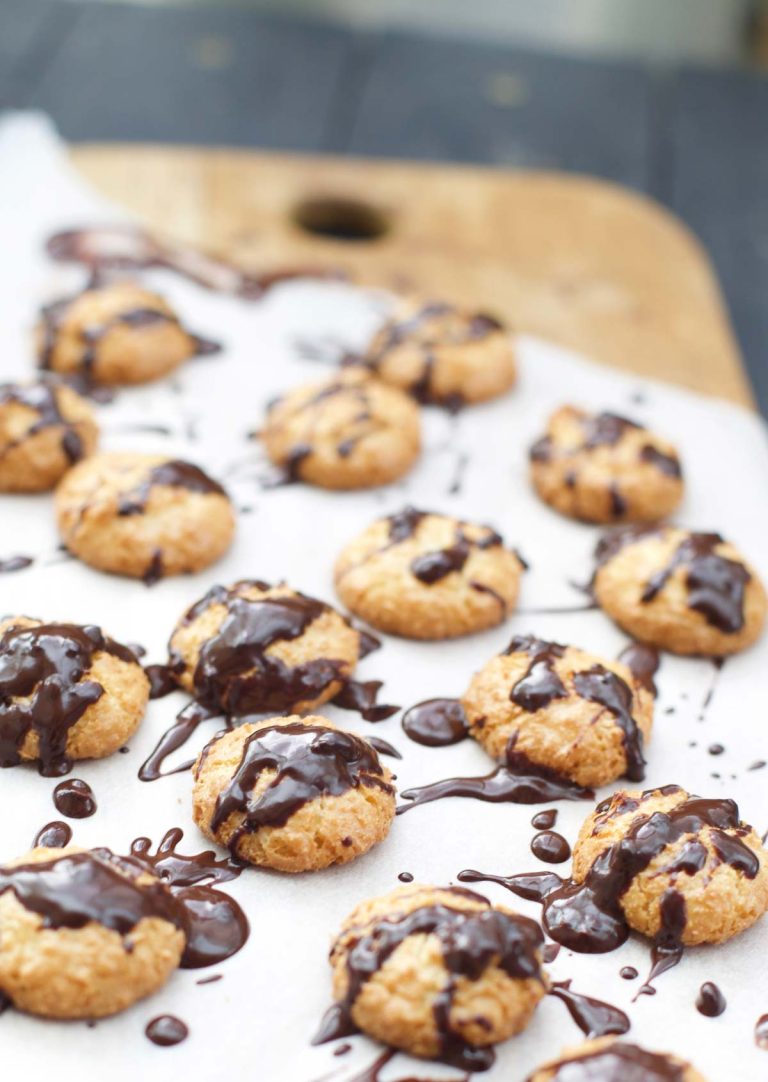 Vegan Macaroons recipe Fluffy Coconut Cookies