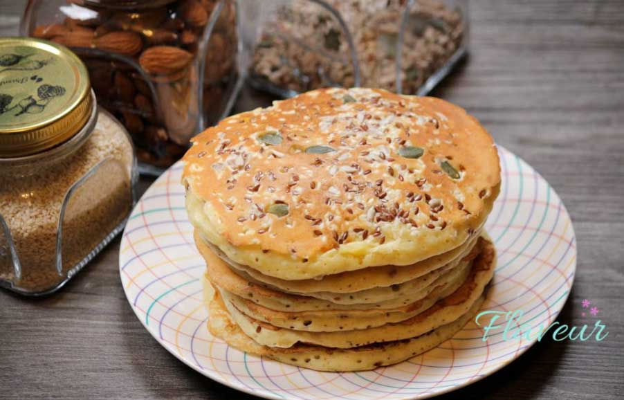 Pancakes cu branza si seminte