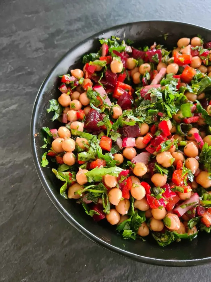 Quick Chickpeas and Roasted Beetroot Salad