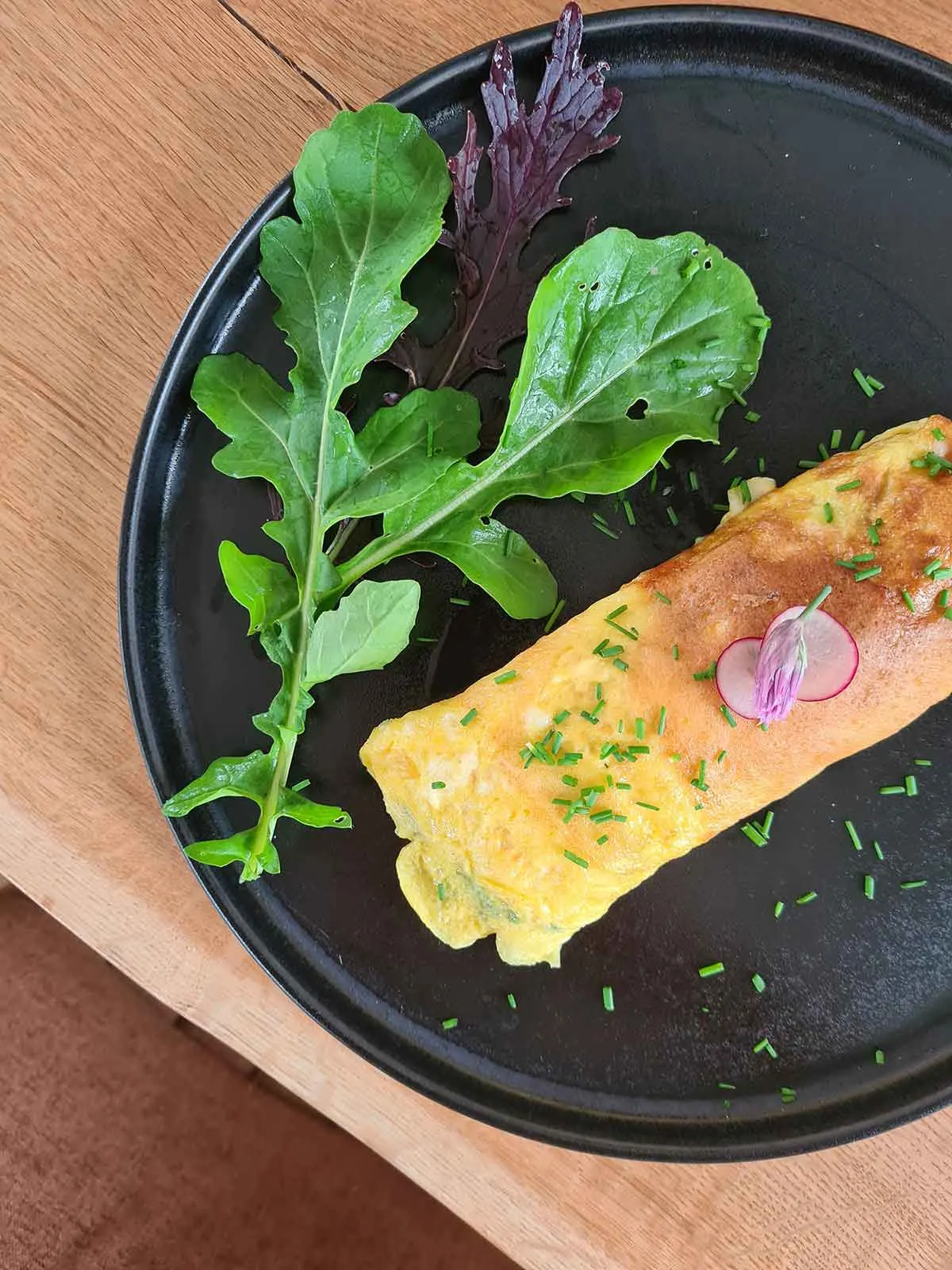 Spinach Omelette with Truffle Cheese