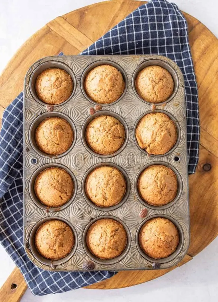 How to make sourdough muffins