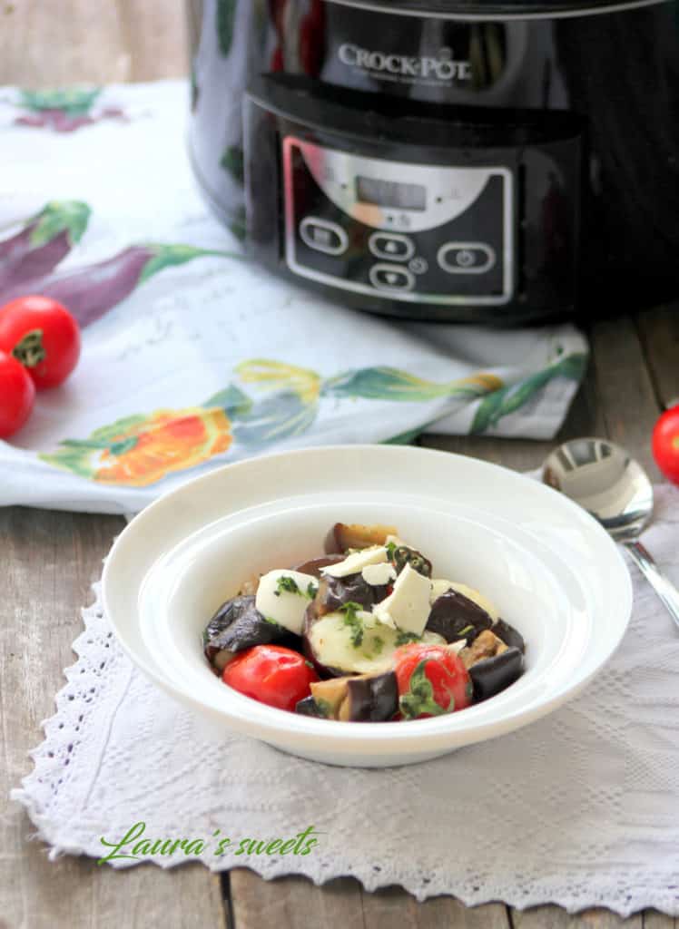 Vinete bulgaresti gatite la slow cooker