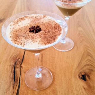 recipe Salted Caramel Espresso Martini cu cafea si caramel sarat