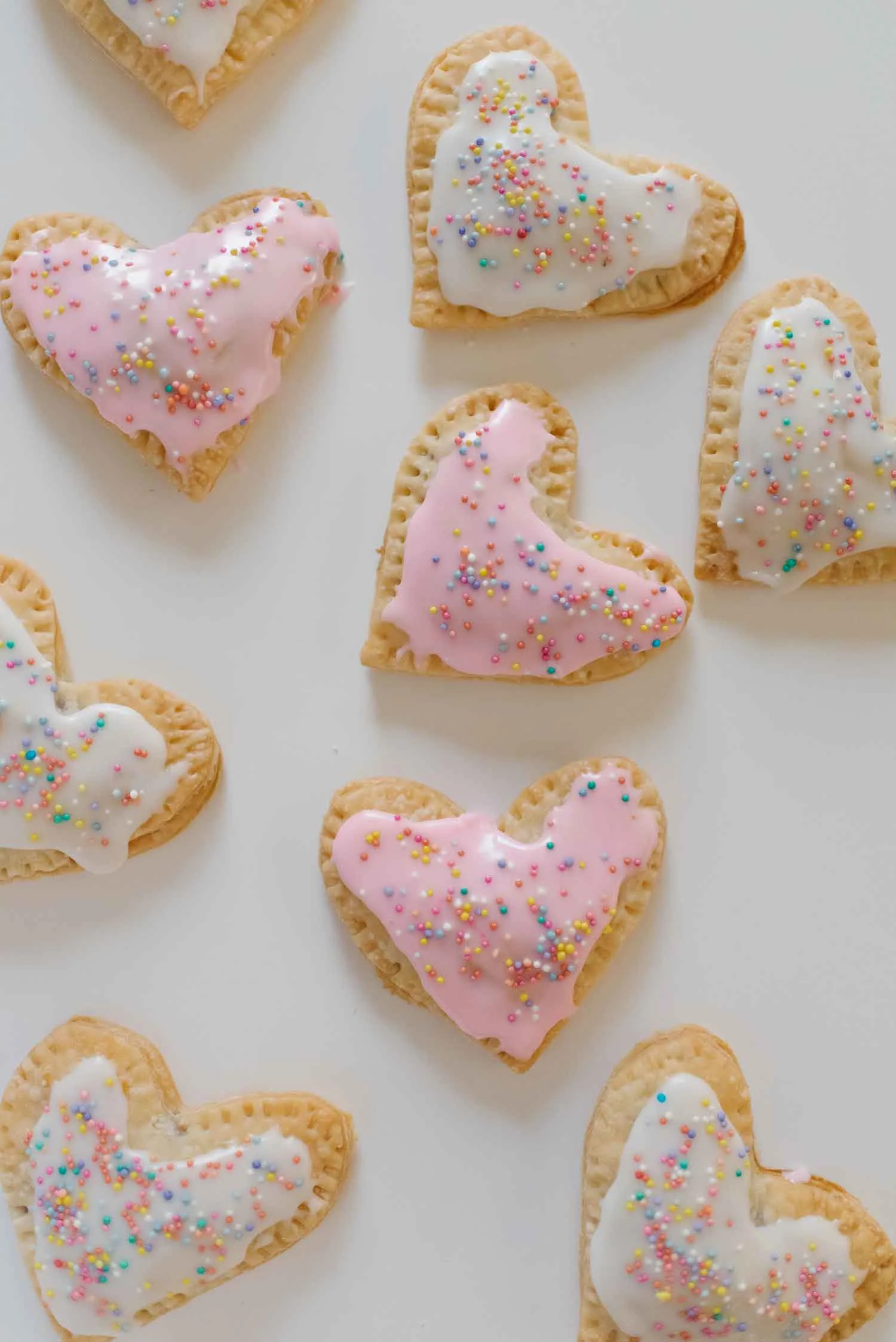 Heart Shaped Valentine’s Day Pop Tarts