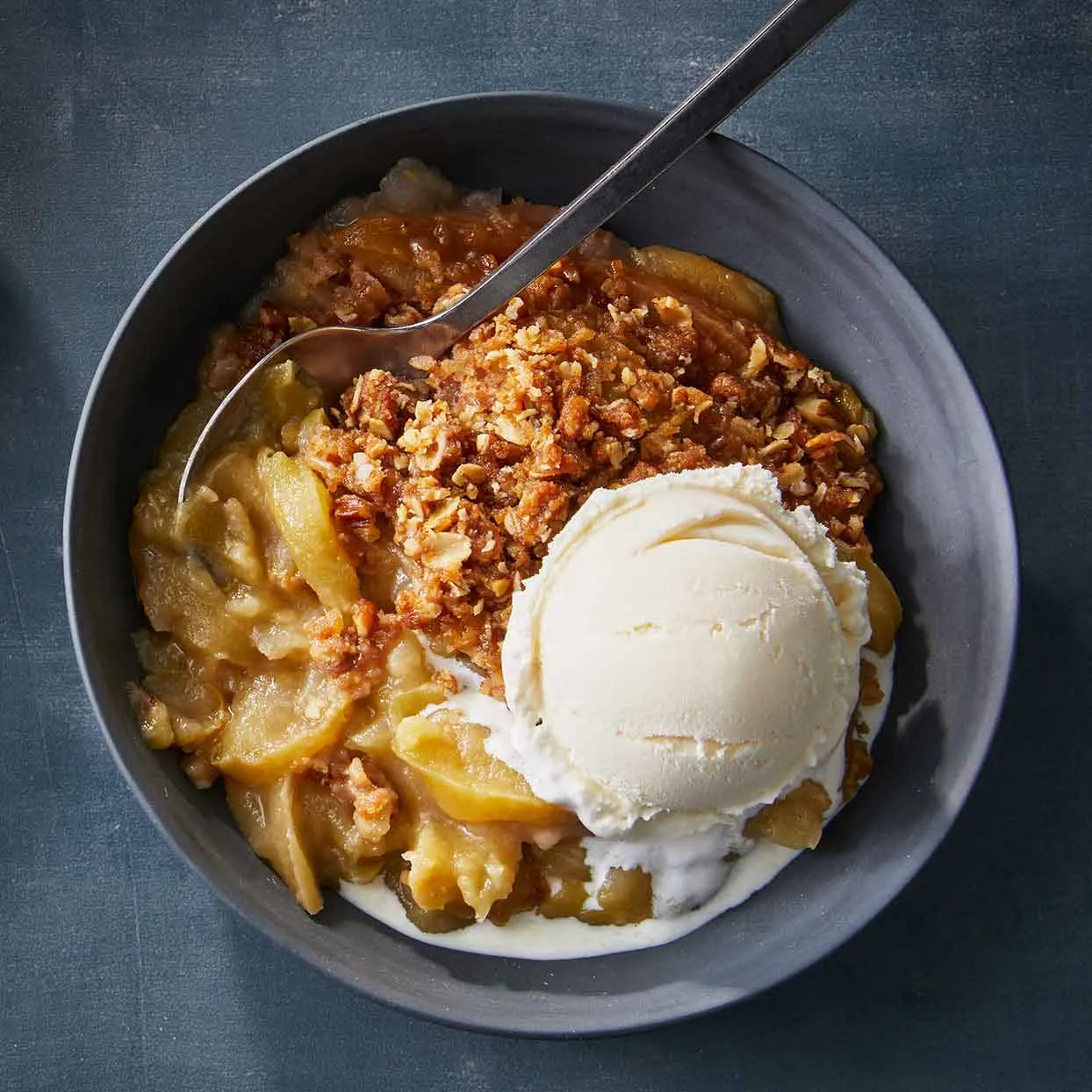 Slow-Cooker Apple Crisp