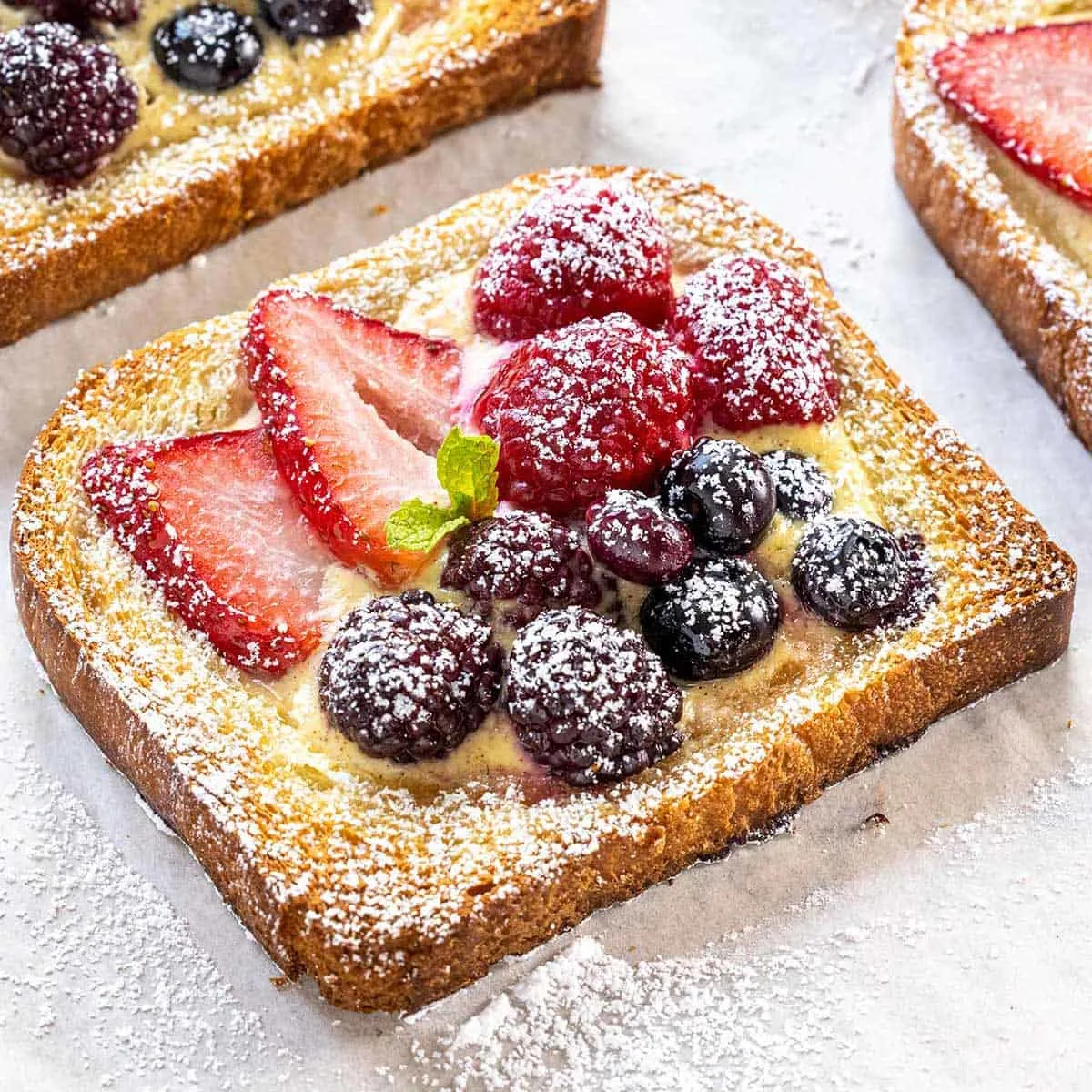 Custard Yogurt Toast 