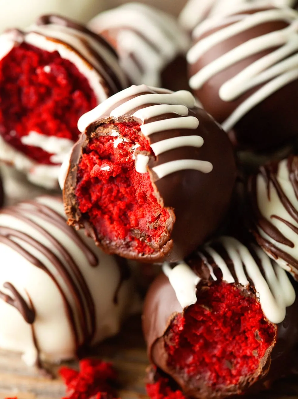 Red Velvet Cake Truffles 