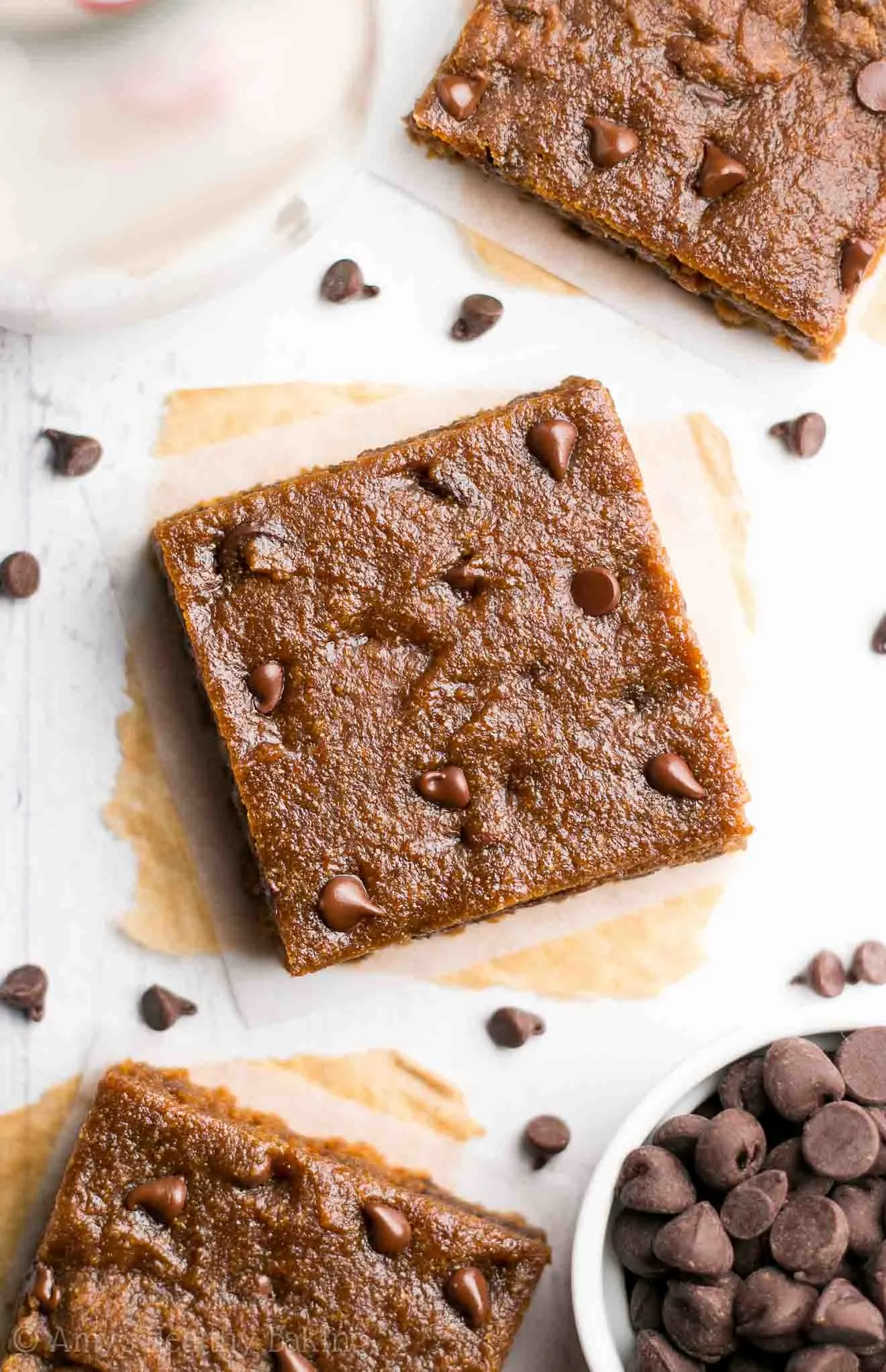Healthy Slow Cooker Chocolate Chip Cookie Bars 