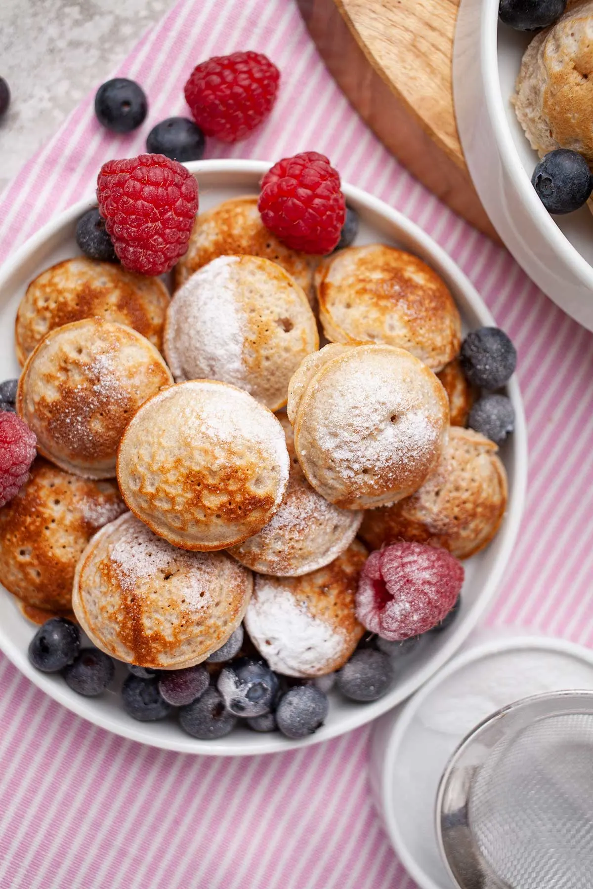 Mini clatite olandeze - Poffertjes desert