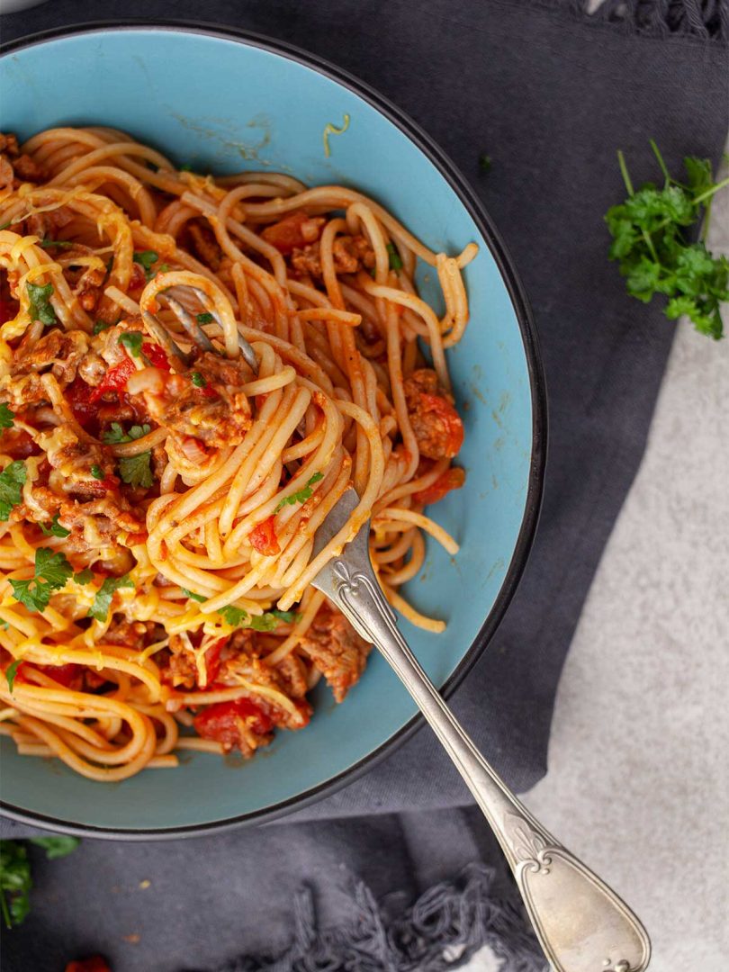 Mexican Spaghetti (Veggie Taco Spaghetti) - Gourmandelle