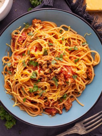 Mexican Spaghetti (Veggie Taco Spaghetti) - Gourmandelle