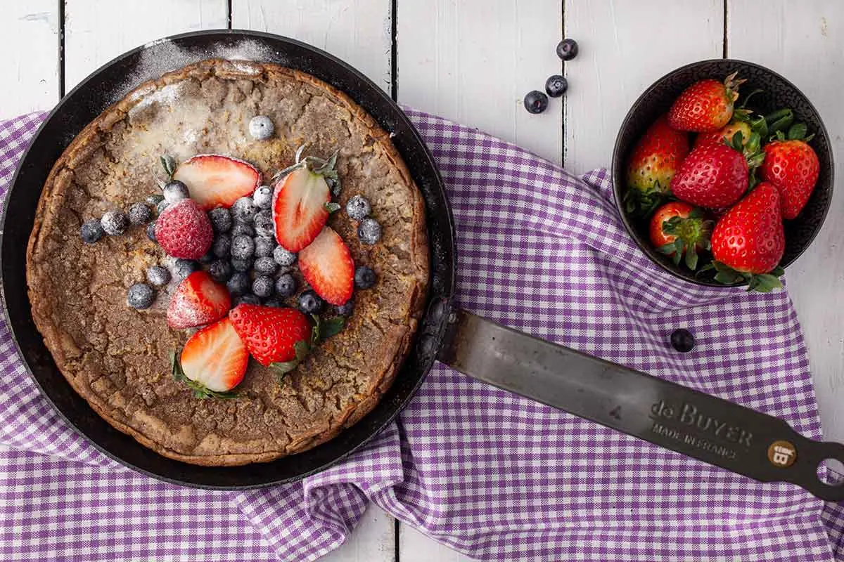 Egg-less Duth Baby Pancake with Fruits