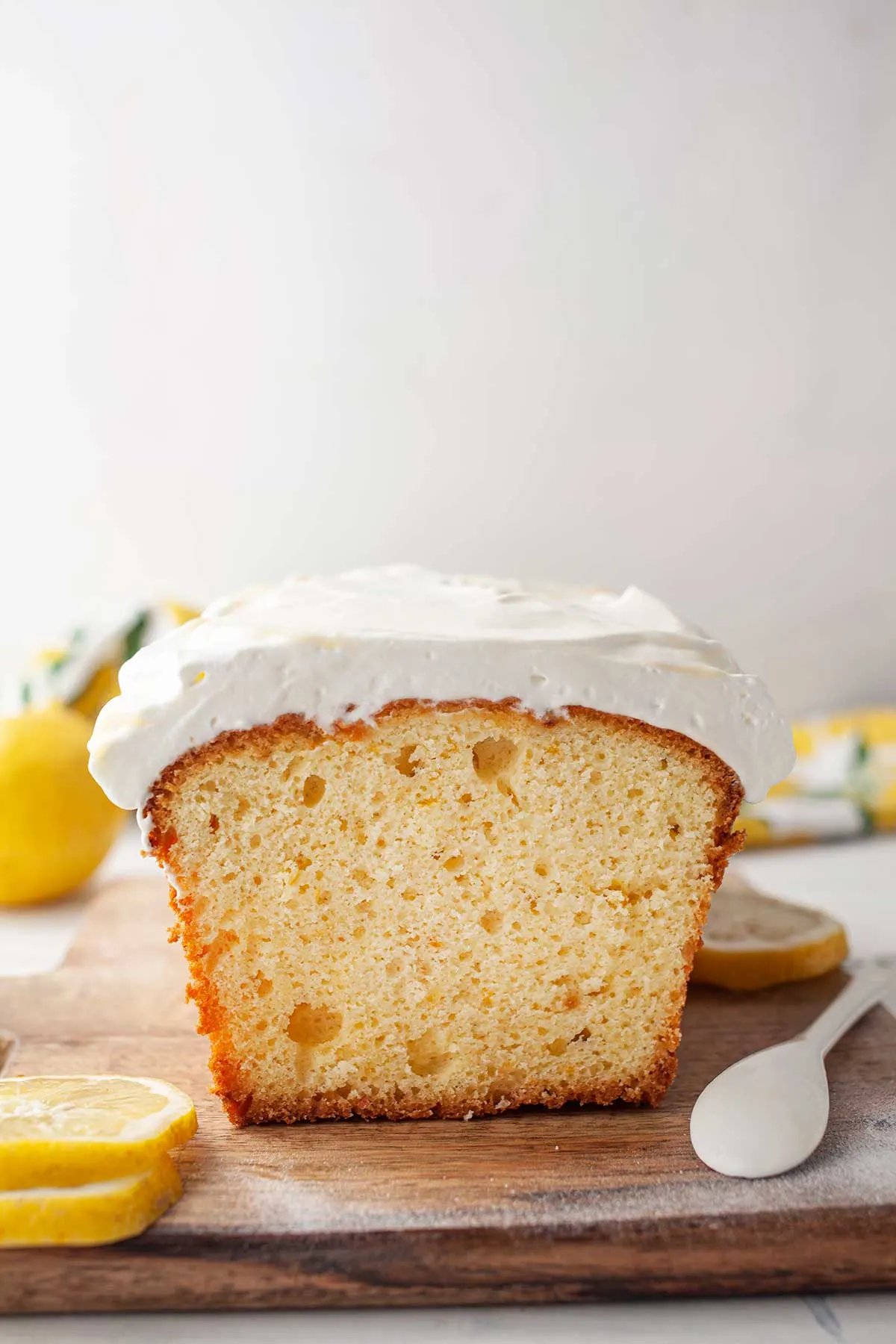 Limoncello Sponge Cake Recipe for Summer