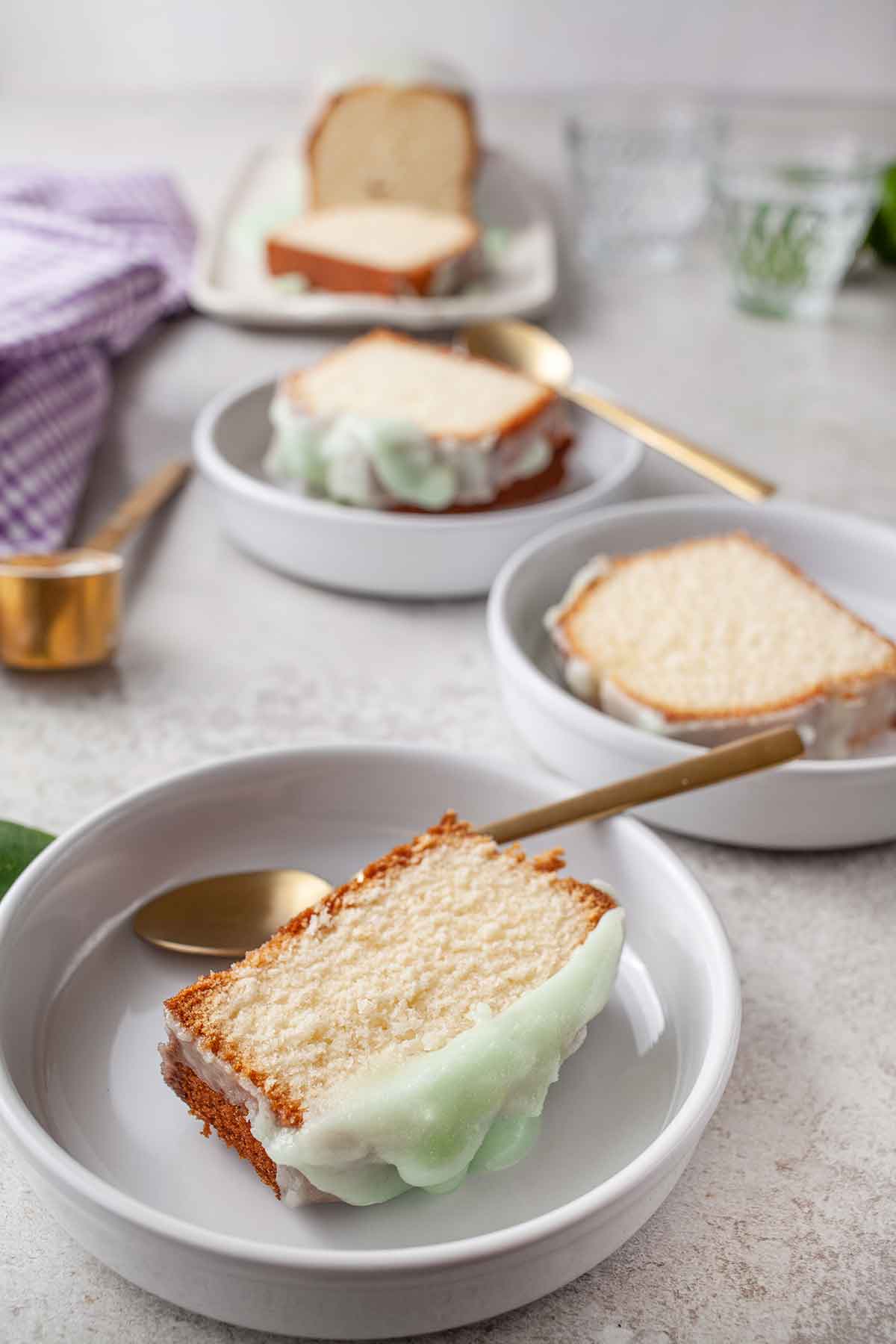 Margarita sponge cake dessert 