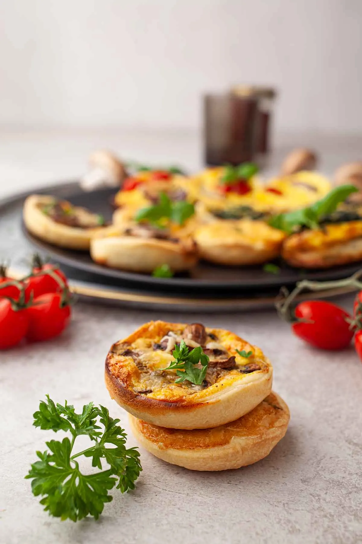 Mini quiche recipe for appetizers retete de mini quiche pentru petreceri