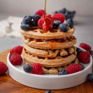 Almond Flour Waffles Recipe gofre cu faina de migdale