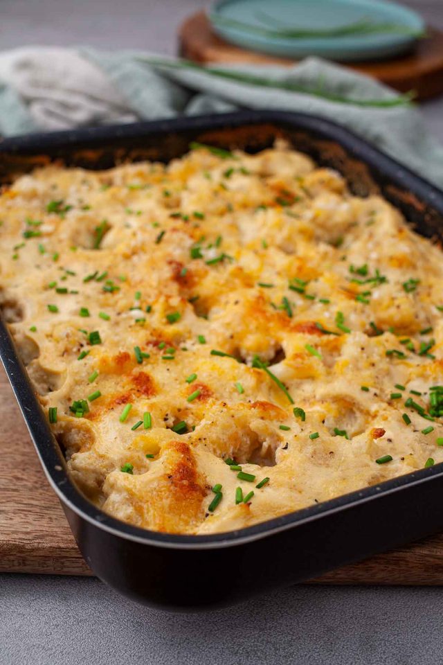 Keto Cauliflower Mac and Cheese (Low Carb) - Gourmandelle