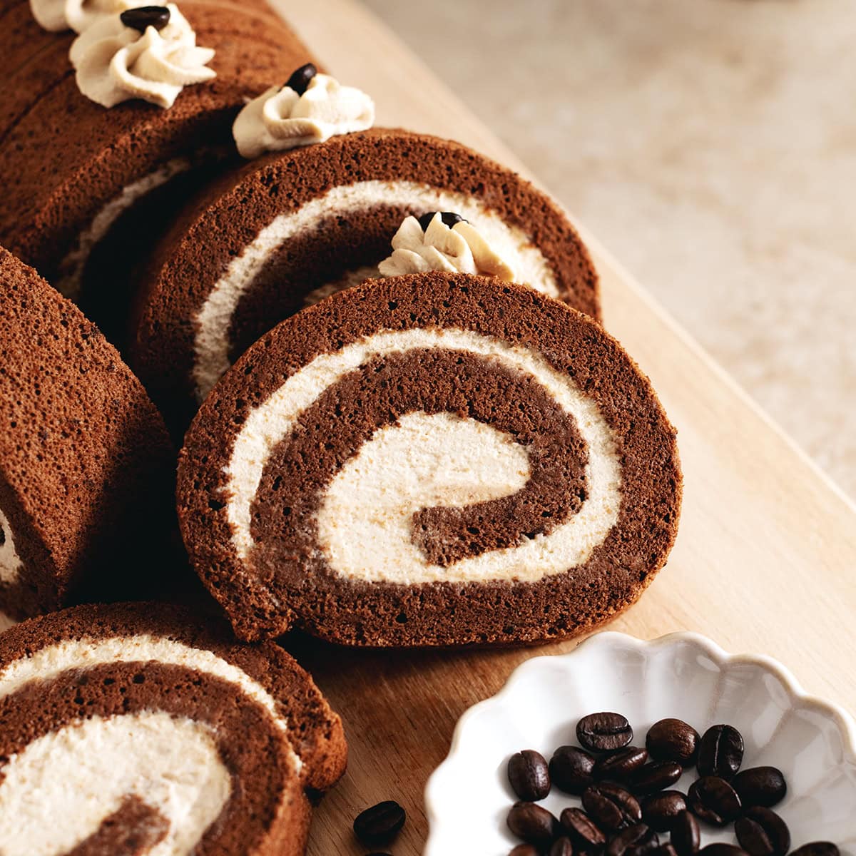 Mocha Roll Cake