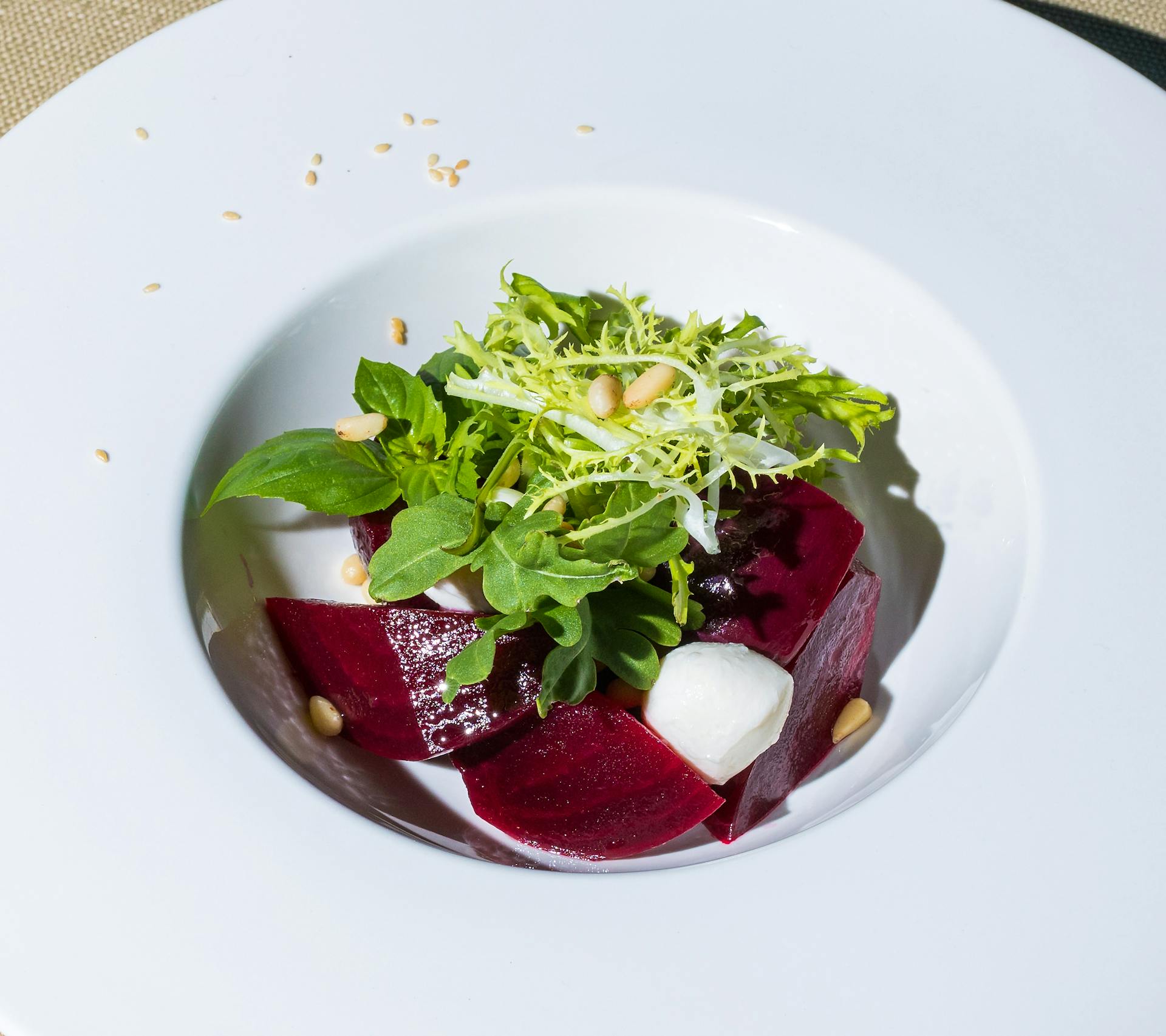 Salata de sfecla rosie