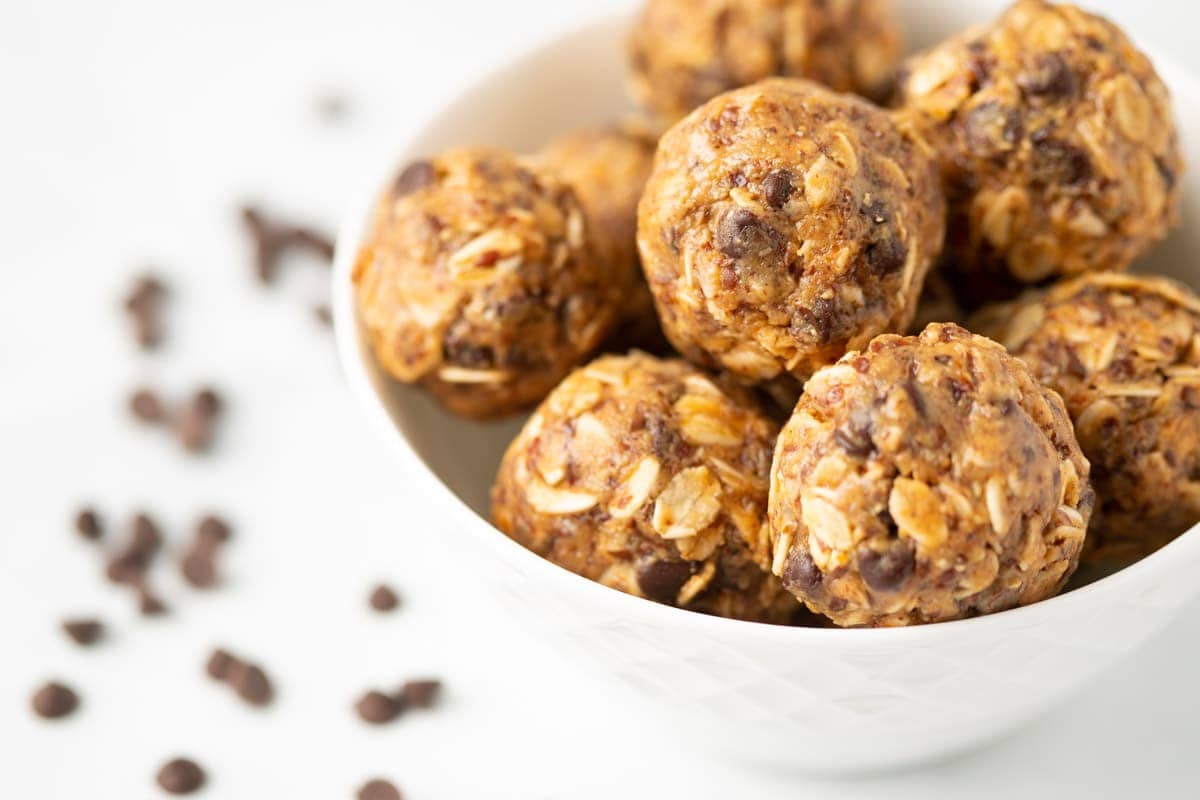 Vegan Protein Balls with Peanut Butter and Chocolate Chips