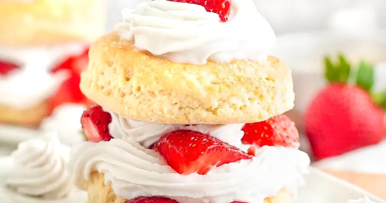 Vegan Strawberry Shortcake